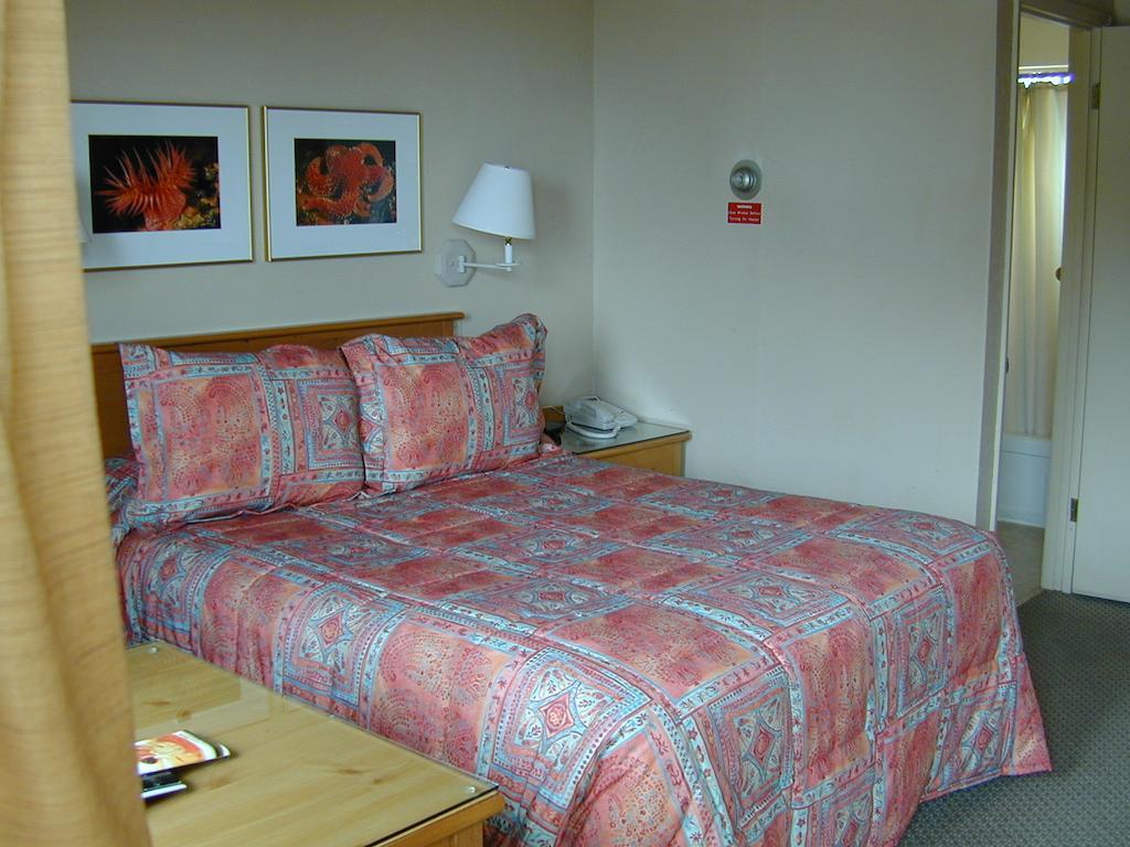 Beachcomber Inn Pacific Grove Oda fotoğraf